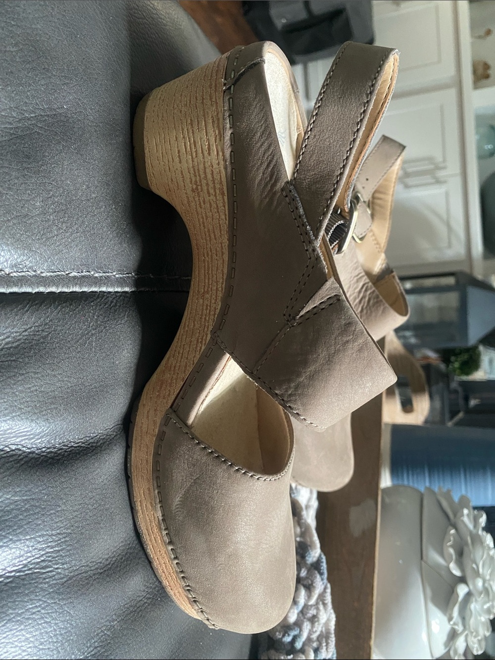 Dansko Women's Taupe Leather Slingback Clogs - Picture 6 of 6